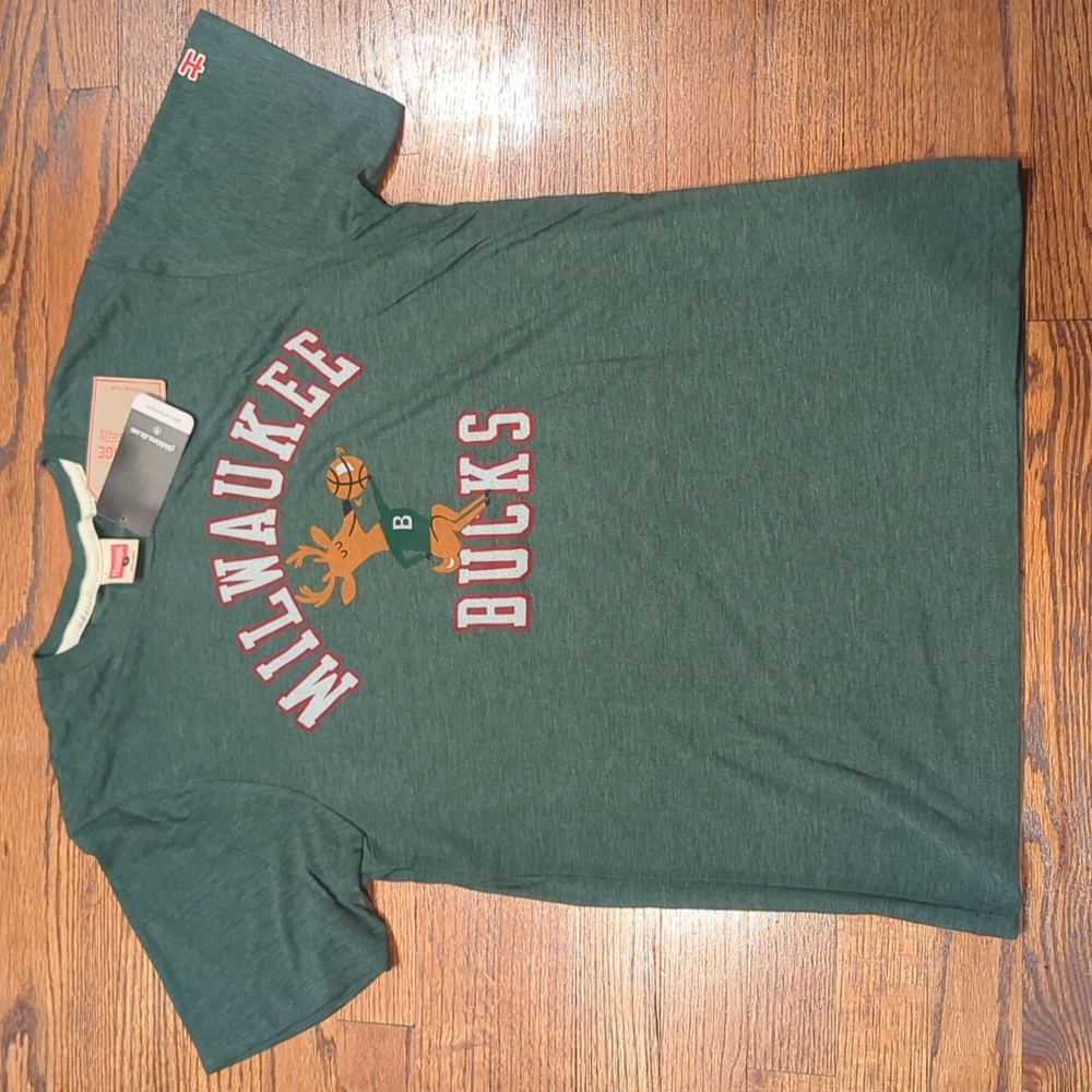 Milwaukee Bucks T-shirt